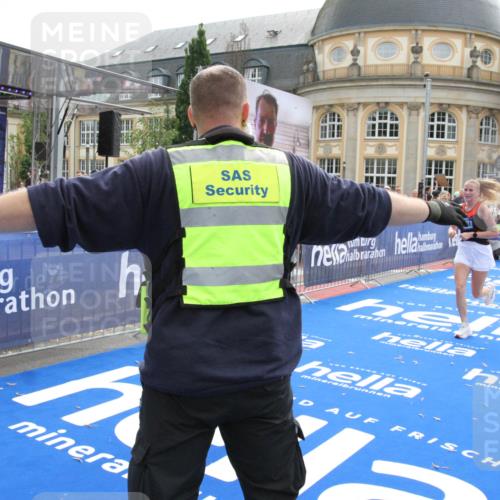 29.06.2025 - hella hamburg halbmarathon Michael Strokosch http://msf.ph/oto/8468588 29.06.2025 10:35:05 Ziel 7972, 8901, 12044, 14069, 15391, 15902, 16177, 16963, 16964 meine-sportfotos.de
