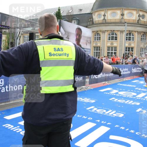 29.06.2025 - hella hamburg halbmarathon Michael Strokosch http://msf.ph/oto/8468664 29.06.2025 10:35:06 Ziel 7972, 8901, 11559, 12044, 14069, 15391, 15902, 16177, 16963, 16964 meine-sportfotos.de
