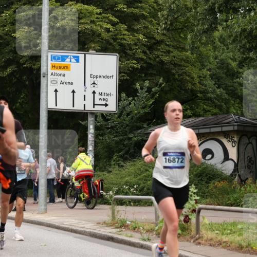 29.06.2025 - hella hamburg halbmarathon Yannick Fuchs http://msf.ph/oto/8469199 29.06.2025 10:57:32 20KM 1184, 1316, 1722, 1724, 1940, 1992, 2424, 3360, 4370, 5305, 5384, 5734, 6631, 7243, 7290, 7333, 8469, 8822, 9124, 9439, 9681, 10128, 10705, 10766, 10866, 11527, 11657, 11771, 12315, 12316, 12513, 12662, 13171, 13528, 13551, 14135, 14313, 14493, 15137, 15516, 15550, 15897, 16426, 16478, 16639, 16872, 17071, 17437, 17757, 17894, 18028, 18122, 18355, 18717 meine-sportfotos.de