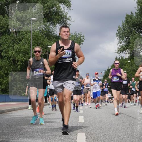 29.06.2025 - hella hamburg halbmarathon Luisa Fischer http://msf.ph/oto/8469832 29.06.2025 10:43:32 Kennedybrücke 3, 124, 631, 2906, 1899, 291, 9187, 5654, 12364, 251, 1617, 1058, 1291, 1586, 1899, 2515, 2572, 2888, 4271, 5263, 5654, 5701, 5901, 6673, 6866, 6876, 6920, 7174, 8107, 8391, 8984, 9187, 9495, 10806, 10833 meine-sportfotos.de
