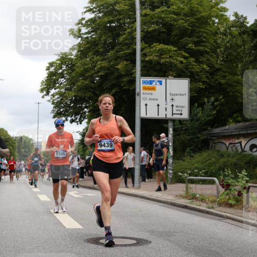 29.06.2025 - hella hamburg halbmarathon Yannick Fuchs http://msf.ph/oto/8470307 29.06.2025 10:57:36 20KM 1184, 1316, 1722, 1724, 1940, 1992, 2424, 2685, 3360, 4328, 4370, 5305, 5384, 5734, 6631, 7243, 7290, 7333, 8822, 9124, 9439, 9681, 10128, 10705, 10766, 10866, 11527, 11657, 11771, 12315, 12316, 12513, 12662, 13171, 13528, 13551, 14135, 14313, 14493, 15516, 15532, 15550, 15897, 16424, 16426, 16639, 16872, 17071, 17437, 17757, 17894, 18028, 18122, 18355, 18717 meine-sportfotos.de