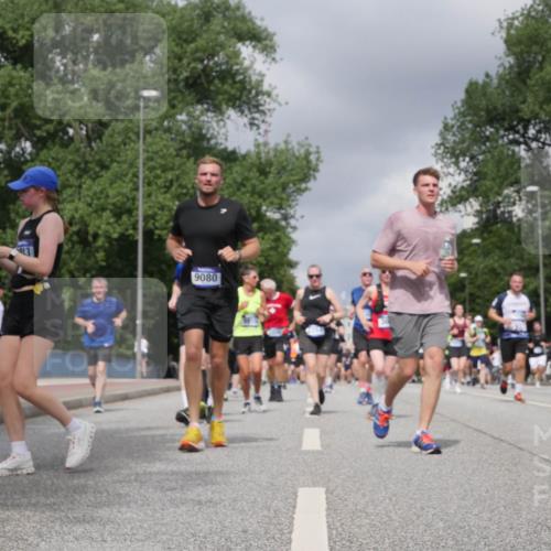 29.06.2025 - hella hamburg halbmarathon Luisa Fischer http://msf.ph/oto/8470326 29.06.2025 10:43:44 Kennedybrücke 9080, 2109, 2254, 2515, 3607, 4271, 5702, 5975, 6363, 6920, 8739, 8815, 8984, 9187, 9195, 9468, 9977, 10474 meine-sportfotos.de