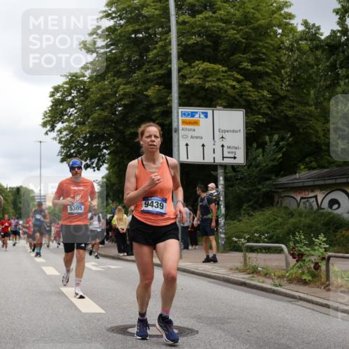 29.06.2025 - hella hamburg halbmarathon Yannick Fuchs http://msf.ph/oto/8470359 29.06.2025 10:57:36 20KM 1184, 1316, 1722, 1724, 1940, 1992, 2424, 2685, 3360, 4328, 4370, 5305, 5384, 5734, 6631, 7243, 7290, 7333, 8822, 9124, 9439, 9681, 10128, 10705, 10766, 10866, 11527, 11657, 11771, 12315, 12316, 12513, 12662, 13171, 13528, 13551, 14135, 14313, 14493, 15516, 15532, 15550, 15897, 16424, 16426, 16639, 16872, 17071, 17437, 17757, 17894, 18028, 18122, 18355, 18717 meine-sportfotos.de