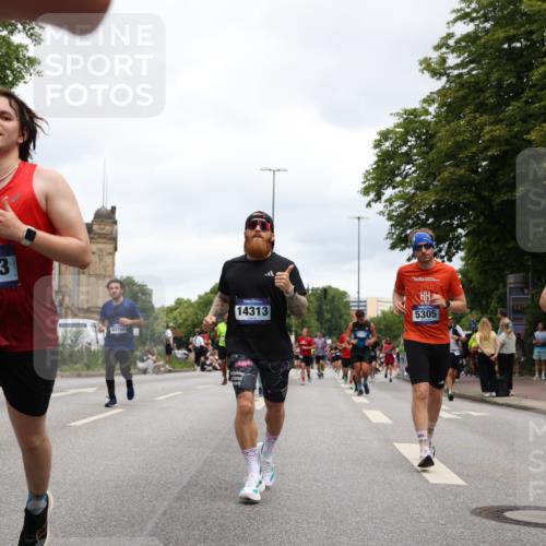 29.06.2025 - hella hamburg halbmarathon Yannick Fuchs http://msf.ph/oto/8470408 29.06.2025 10:57:37 20KM 1184, 1316, 1722, 1724, 1940, 1992, 2424, 2685, 3360, 4328, 4370, 5305, 5384, 5734, 6631, 7243, 7290, 7333, 8561, 8822, 9124, 9439, 9681, 10128, 10705, 10766, 10866, 11527, 11657, 11771, 12315, 12316, 12513, 12662, 13171, 13528, 14135, 14313, 14493, 15516, 15532, 15550, 15897, 16424, 16426, 16639, 16872, 17071, 17437, 17894, 18028, 18122, 18355, 18717 meine-sportfotos.de