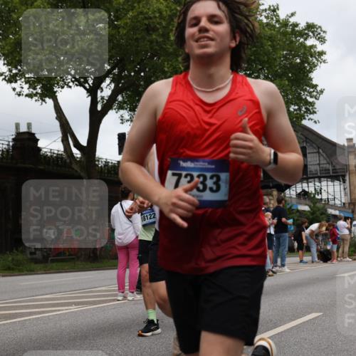 29.06.2025 - hella hamburg halbmarathon Yannick Fuchs http://msf.ph/oto/8470549 29.06.2025 10:57:37 20KM 1184, 1316, 1722, 1724, 1940, 1992, 2424, 2685, 3360, 4328, 4370, 5305, 5384, 5734, 6631, 7243, 7290, 7333, 8561, 8822, 9124, 9439, 9681, 10128, 10705, 10766, 10866, 11527, 11657, 11771, 12315, 12316, 12513, 12662, 13171, 13528, 14135, 14313, 14493, 15516, 15532, 15550, 15897, 16424, 16426, 16639, 16872, 17071, 17437, 17894, 18028, 18122, 18355, 18717 meine-sportfotos.de