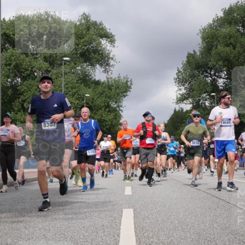29.06.2025 - hella hamburg halbmarathon Luisa Fischer http://msf.ph/oto/8470736 29.06.2025 10:43:55 Kennedybrücke 11201, 9292, 8307, 11970, 5352, 6890, 9048, 16681, 3810, 5059, 229, 3432, 19055, 1018, 1037, 2042, 2299, 3293, 3432, 3810, 4612, 5059, 5351, 6076, 6163, 6229, 7108, 8378, 8739, 9195, 9946, 10166, 10474 meine-sportfotos.de