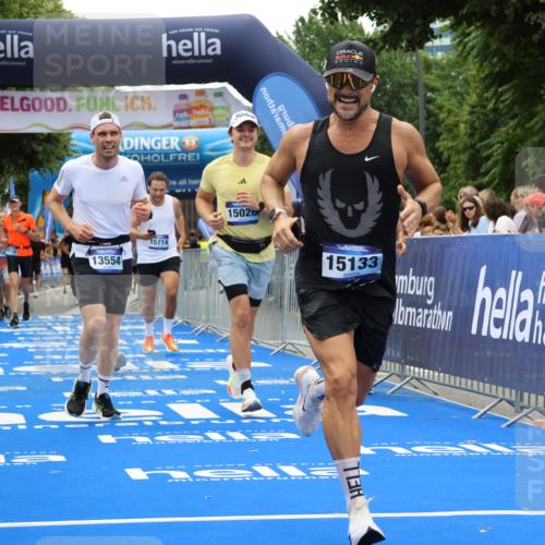 29.06.2025 - hella hamburg halbmarathon Strokosch-Dieckow http://msf.ph/oto/8470827 29.06.2025 10:46:36 Ziel 1920, 1942, 4497, 5459, 8482, 9051, 9232, 9386, 9529, 13525, 13554, 15026, 15133, 15206, 15714, 16175, 17281, 17461, 17743, 17865, 18297, 18882, 19128 meine-sportfotos.de