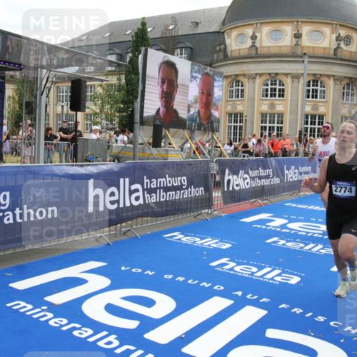 29.06.2025 - hella hamburg halbmarathon Michael Strokosch http://msf.ph/oto/8470905 29.06.2025 10:36:17 Ziel 2774, 6829, 6990, 6993, 12447, 13991, 14601, 15115, 15348, 17078, 17329, 17691, 18600 meine-sportfotos.de