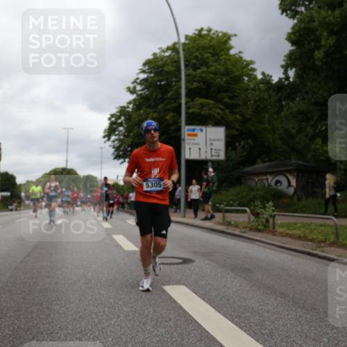 29.06.2025 - hella hamburg halbmarathon Yannick Fuchs http://msf.ph/oto/8470985 29.06.2025 10:57:38 20KM 1184, 1316, 1722, 1724, 1940, 1992, 2685, 3360, 4328, 4370, 5305, 5384, 5734, 6631, 7243, 7290, 7333, 8561, 8822, 9124, 9439, 9681, 10705, 10766, 10866, 11149, 11527, 11657, 11771, 12315, 12316, 12513, 12662, 13171, 13528, 14135, 14313, 14493, 15516, 15532, 15550, 15897, 16424, 16426, 16639, 16872, 17071, 17437, 17730, 17894, 18028, 18122, 18717 meine-sportfotos.de