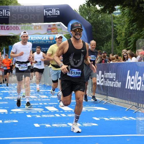 29.06.2025 - hella hamburg halbmarathon Strokosch-Dieckow http://msf.ph/oto/8470987 29.06.2025 10:46:36 Ziel 1920, 1942, 4497, 5459, 8482, 9051, 9232, 9386, 9529, 13525, 13554, 15026, 15133, 15206, 15714, 16175, 17281, 17461, 17743, 17865, 18297, 18882, 19128 meine-sportfotos.de