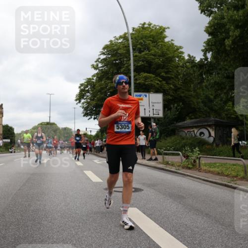 29.06.2025 - hella hamburg halbmarathon Yannick Fuchs http://msf.ph/oto/8471128 29.06.2025 10:57:39 20KM 1184, 1316, 1464, 1722, 1724, 1940, 1992, 2685, 3360, 4328, 4370, 5305, 5384, 5734, 6631, 7243, 7290, 7333, 8561, 8822, 9439, 9681, 10705, 10766, 10866, 11149, 11527, 11657, 11771, 12315, 12316, 12513, 12662, 13171, 14135, 14313, 14493, 15516, 15532, 15550, 15897, 16424, 16426, 16639, 16872, 16995, 17071, 17437, 17730, 17894, 18028, 18122, 18717 meine-sportfotos.de