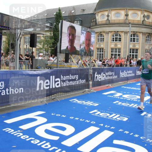 29.06.2025 - hella hamburg halbmarathon Michael Strokosch http://msf.ph/oto/8471196 29.06.2025 10:36:24 Ziel 6829, 6993, 8084, 11304, 12051, 14075, 15348, 16158, 17192 meine-sportfotos.de