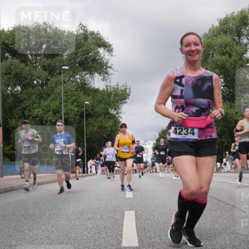 29.06.2025 - hella hamburg halbmarathon Luisa Fischer http://msf.ph/oto/8471846 29.06.2025 10:44:25 Kennedybrücke 16085, 18844, 3121, 7879, 4234, 7293, 2610, 1731, 4044, 4638, 5549, 6088, 7293, 7829, 8878, 10269, 10644 meine-sportfotos.de