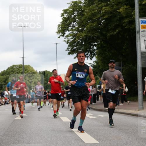 29.06.2025 - hella hamburg halbmarathon Yannick Fuchs http://msf.ph/oto/8472005 29.06.2025 10:57:42 20KM 1184, 1254, 1316, 1464, 1722, 1724, 1940, 2685, 4328, 4370, 5305, 5384, 7243, 7290, 7333, 8561, 9191, 9439, 9681, 10705, 10766, 10866, 11149, 11527, 11657, 11771, 12315, 12316, 12513, 12662, 13171, 13841, 14135, 14313, 14493, 15093, 15532, 15550, 15897, 16424, 16426, 16639, 16995, 17061, 17071, 17437, 17730, 17894, 18122, 18717 meine-sportfotos.de