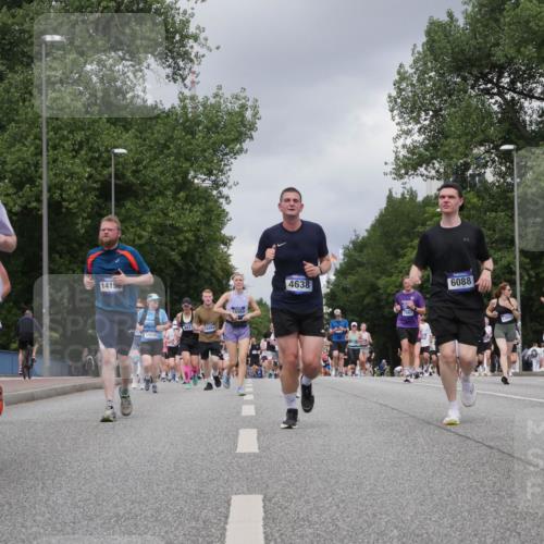 29.06.2025 - hella hamburg halbmarathon Luisa Fischer http://msf.ph/oto/8472062 29.06.2025 10:44:30 Kennedybrücke 7829, 14150, 9437, 15953, 4638, 7661, 6088, 13848, 5549, 1731, 4044, 4638, 5549, 6088, 7293, 7661, 7829, 10269, 10407, 10644 meine-sportfotos.de