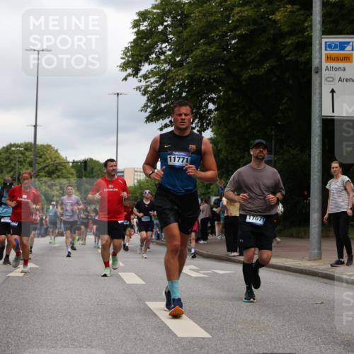 29.06.2025 - hella hamburg halbmarathon Yannick Fuchs http://msf.ph/oto/8472072 29.06.2025 10:57:42 20KM 1184, 1254, 1316, 1464, 1722, 1724, 1940, 2685, 4328, 4370, 5305, 5384, 7243, 7290, 7333, 8561, 9191, 9439, 9681, 10705, 10766, 10866, 11149, 11527, 11657, 11771, 12315, 12316, 12513, 12662, 13171, 13841, 14135, 14313, 14493, 15093, 15532, 15550, 15897, 16424, 16426, 16639, 16995, 17061, 17071, 17437, 17730, 17894, 18122, 18717 meine-sportfotos.de