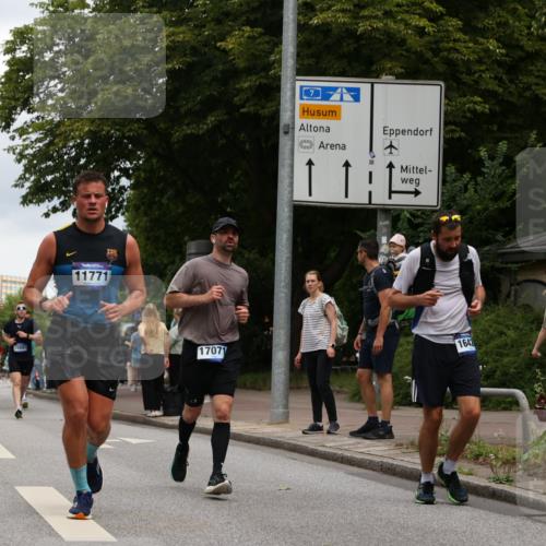 29.06.2025 - hella hamburg halbmarathon Yannick Fuchs http://msf.ph/oto/8472145 29.06.2025 10:57:42 20KM 1184, 1254, 1316, 1464, 1722, 1724, 1940, 2685, 4328, 4370, 5305, 5384, 7243, 7290, 7333, 8561, 9191, 9439, 9681, 10705, 10766, 10866, 11149, 11527, 11657, 11771, 12315, 12316, 12513, 12662, 13171, 13841, 14135, 14313, 14493, 15093, 15532, 15550, 15897, 16424, 16426, 16639, 16995, 17061, 17071, 17437, 17730, 17894, 18122, 18717 meine-sportfotos.de