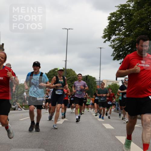 29.06.2025 - hella hamburg halbmarathon Yannick Fuchs http://msf.ph/oto/8472558 29.06.2025 10:57:45 20KM 1184, 1254, 1316, 1334, 1464, 1940, 2685, 4328, 5305, 5384, 7243, 7290, 8561, 9191, 9439, 10705, 10766, 10866, 11149, 11527, 11657, 11771, 12315, 12316, 12662, 13171, 13841, 14135, 14493, 15093, 15532, 15550, 15897, 16424, 16426, 16639, 16995, 17061, 17071, 17437, 17685, 17686, 17730, 17894, 18122, 18581, 18717 meine-sportfotos.de