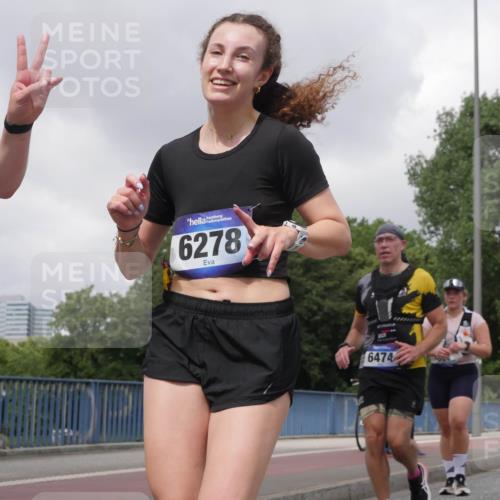 29.06.2025 - hella hamburg halbmarathon Luisa Fischer http://msf.ph/oto/8473055 29.06.2025 10:44:54 Kennedybrücke 6278, 6474, 4774, 1314, 1536, 2229, 3694, 4774, 5086, 5688, 6846, 7821, 8293, 9009, 9370, 10027 meine-sportfotos.de