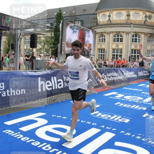 29.06.2025 - hella hamburg halbmarathon Michael Strokosch http://msf.ph/oto/8473174 29.06.2025 10:37:23 Ziel 5003, 12739, 12900, 13854, 14387, 14459, 15888, 17306, 18824 meine-sportfotos.de