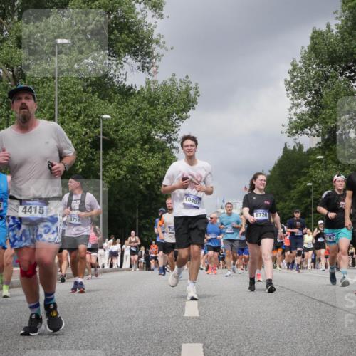 29.06.2025 - hella hamburg halbmarathon Luisa Fischer http://msf.ph/oto/8473416 29.06.2025 10:45:07 Kennedybrücke 4787, 4415, 10483, 8751, 14043, 138, 6726, 90944, 793, 6719, 2762, 1317, 1536, 2762, 2763, 3532, 3533, 5942, 6066, 6719, 6726, 6793, 6846, 6894, 8300, 8301, 8443, 8586, 10483 meine-sportfotos.de