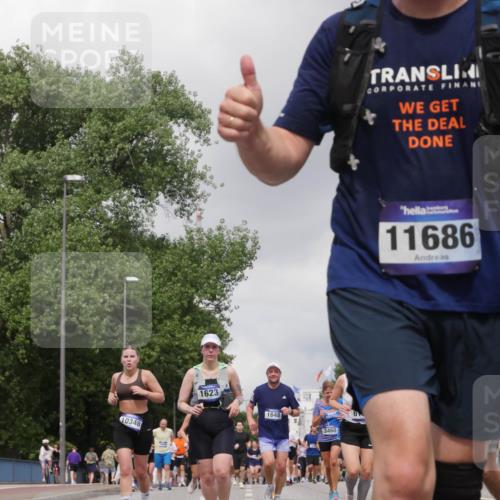 29.06.2025 - hella hamburg halbmarathon Luisa Fischer http://msf.ph/oto/8473714 29.06.2025 10:45:20 Kennedybrücke 10348, 1623, 1648, 3460, 11686, 1648, 3459, 4329, 4885, 5432, 5942, 6137, 6153, 6450, 6726, 7968, 8004, 8162, 8163, 9588, 10181, 10872 meine-sportfotos.de