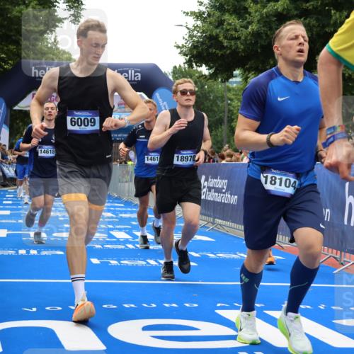 29.06.2025 - hella hamburg halbmarathon Strokosch-Dieckow http://msf.ph/oto/8473863 29.06.2025 10:47:36 Ziel 1070, 1320, 1592, 1696, 2284, 2708, 2953, 5889, 6009, 7962, 8023, 8234, 8927, 10969, 10988, 11021, 11283, 12870, 13223, 13303, 13948, 14618, 14619, 15451, 15478, 15479, 16205, 17229, 17905, 18104, 18430, 18970, 19181 meine-sportfotos.de