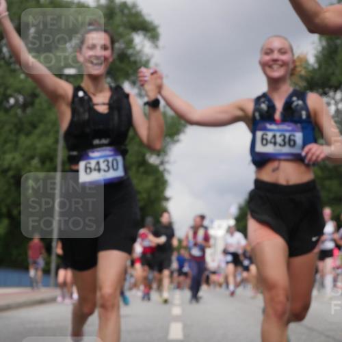 29.06.2025 - hella hamburg halbmarathon Luisa Fischer http://msf.ph/oto/8473870 29.06.2025 10:45:26 Kennedybrücke 6436, 6430, 1039, 1648, 1712, 3459, 4329, 4541, 4885, 5432, 6137, 6153, 6320, 6450, 7968, 8004, 8162, 8163, 8712, 10872 meine-sportfotos.de