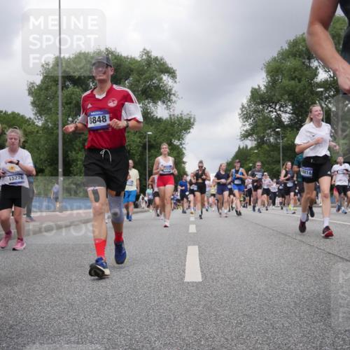 29.06.2025 - hella hamburg halbmarathon Luisa Fischer http://msf.ph/oto/8473968 29.06.2025 10:45:35 Kennedybrücke 15276, 8848, 12233, 18814, 1039, 1712, 2069, 2974, 3276, 3326, 3568, 4385, 4541, 4735, 4736, 5671, 6320, 7022, 7023, 8014, 8712, 10532 meine-sportfotos.de