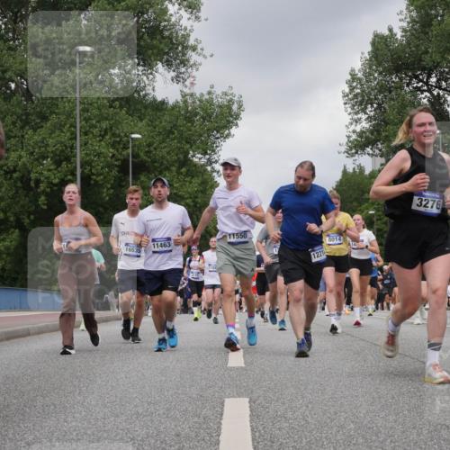 29.06.2025 - hella hamburg halbmarathon Luisa Fischer http://msf.ph/oto/8474086 29.06.2025 10:45:40 Kennedybrücke 205, 16535, 11463, 1184, 2145, 11550, 1221, 8014, 14, 3276, 12725, 4, 2069, 2974, 3276, 3326, 3568, 4385, 4735, 4736, 5671, 7022, 7023, 7040, 8014, 10532 meine-sportfotos.de
