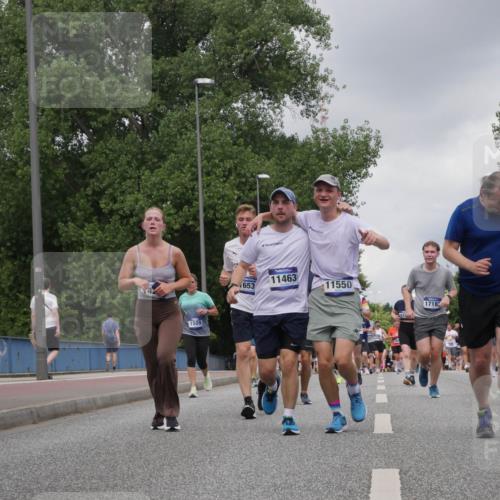 29.06.2025 - hella hamburg halbmarathon Luisa Fischer http://msf.ph/oto/8474100 29.06.2025 10:45:41 Kennedybrücke 1509, 653, 11463, 11550, 1718, 122, 1440, 163, 2069, 3276, 3326, 3568, 4385, 4680, 4735, 4736, 7022, 7023, 7040, 8014, 10532, 10842 meine-sportfotos.de