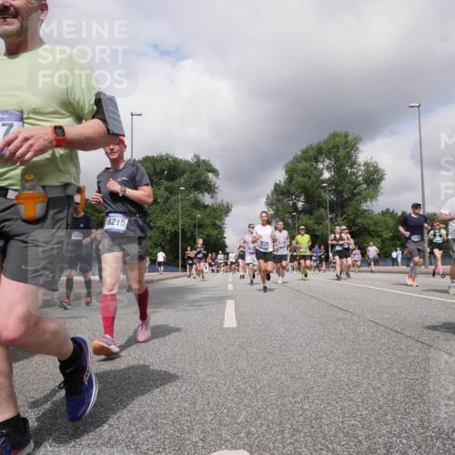 29.06.2025 - hella hamburg halbmarathon Luisa Fischer http://msf.ph/oto/8474648 29.06.2025 10:46:04 Kennedybrücke 1957, 1943, 16215, 7666, 1360, 1656, 1929, 1994, 2401, 2509, 2940, 2941, 3378, 3874, 4092, 4778, 5403, 6440, 6764, 6837, 7357, 7477, 7666, 8000, 8525, 8526, 9980, 10697, 10734 meine-sportfotos.de