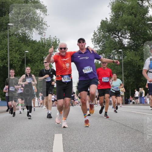 29.06.2025 - hella hamburg halbmarathon Luisa Fischer http://msf.ph/oto/8474887 29.06.2025 10:46:18 Kennedybrücke 14084, 1624, 2, 5, 7557, 15221, 15219, 1150, 2450, 14694, 8435, 1150, 2450, 2580, 4334, 4891, 4892, 5268, 7515, 7557, 8161, 8435, 9304, 10008 meine-sportfotos.de