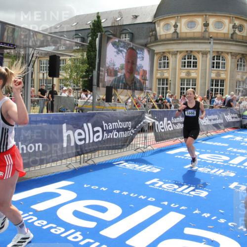 29.06.2025 - hella hamburg halbmarathon Michael Strokosch http://msf.ph/oto/8474964 29.06.2025 10:38:22 Ziel 1042, 1688, 2849, 3431, 6095, 7110, 8002, 14688, 18584 meine-sportfotos.de