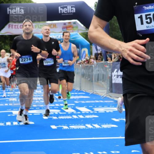 29.06.2025 - hella hamburg halbmarathon Strokosch-Dieckow http://msf.ph/oto/8475079 29.06.2025 10:47:22 Ziel 51, 1012, 1592, 2274, 2839, 2864, 2869, 2953, 3304, 5024, 5532, 5650, 6134, 6168, 6203, 8693, 8852, 9305, 10423, 11021, 11077, 11491, 11518, 13672, 13782, 14722, 15350, 15611, 15923, 16089, 16286, 16819, 17846, 17905, 18758, 18856, 18974 meine-sportfotos.de