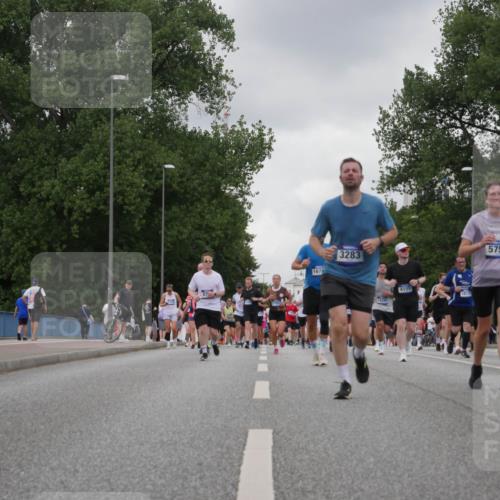 29.06.2025 - hella hamburg halbmarathon Luisa Fischer http://msf.ph/oto/8475298 29.06.2025 10:46:31 Kennedybrücke 167, 3283, 15285, 4105, 19119, 5755, 1226, 1310, 1467, 3283, 3764, 4105, 4353, 5755, 8233, 10536 meine-sportfotos.de