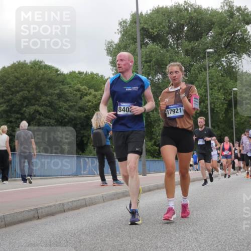 29.06.2025 - hella hamburg halbmarathon Luisa Fischer http://msf.ph/oto/8475528 29.06.2025 10:46:39 Kennedybrücke 840, 17921, 10180, 13070, 16264, 16263, 1226, 1467, 1788, 2103, 2267, 2538, 2971, 3288, 3518, 4105, 4177, 4302, 5265, 7872 meine-sportfotos.de