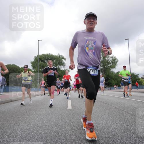 29.06.2025 - hella hamburg halbmarathon Luisa Fischer http://msf.ph/oto/8475786 29.06.2025 10:46:46 Kennedybrücke 15472, 2538, 2151, 7872, 2267, 2103, 1226, 1788, 1878, 2103, 2158, 2267, 2538, 3288, 3518, 4177, 4302, 5265, 5370, 7461, 7872, 8135, 8991, 9831, 9976, 10083, 10200 meine-sportfotos.de