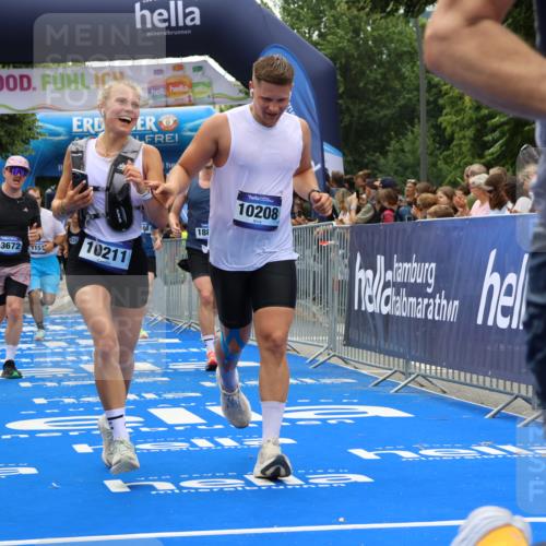 29.06.2025 - hella hamburg halbmarathon Strokosch-Dieckow http://msf.ph/oto/8475828 29.06.2025 10:47:13 Ziel 2623, 2864, 4093, 5024, 6134, 6168, 6203, 6373, 6716, 7480, 7908, 10208, 10211, 11518, 12579, 13007, 13672, 13782, 14722, 15611, 15684, 16286, 17718, 17915, 18856 meine-sportfotos.de