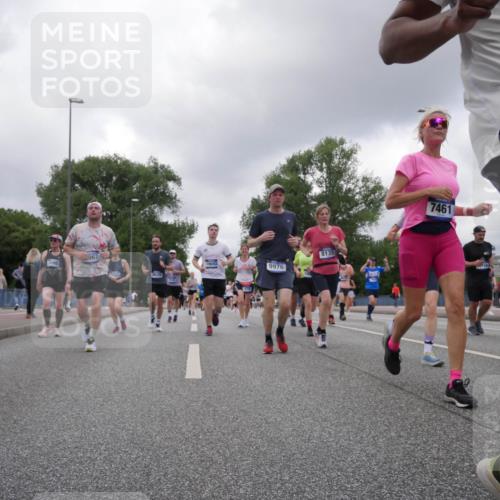 29.06.2025 - hella hamburg halbmarathon Luisa Fischer http://msf.ph/oto/8476015 29.06.2025 10:46:53 Kennedybrücke 967, 19043, 9976, 441, 9639, 8135, 7461, 68, 11, 1878, 2158, 2361, 5370, 5720, 6012, 7461, 8135, 8991, 9831, 9976, 10083, 10200, 10202 meine-sportfotos.de