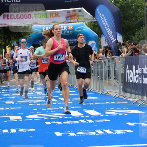 29.06.2025 - hella hamburg halbmarathon Strokosch-Dieckow http://msf.ph/oto/8476382 29.06.2025 10:47:07 Ziel 1460, 2623, 4093, 4377, 5472, 6373, 6700, 6716, 7480, 7908, 9794, 10208, 10211, 12579, 13007, 14415, 14783, 15684, 15825, 17718, 17915 meine-sportfotos.de