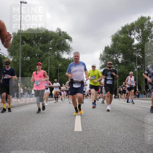 29.06.2025 - hella hamburg halbmarathon Luisa Fischer http://msf.ph/oto/8476456 29.06.2025 10:47:13 Kennedybrücke 12654, 436, 4627, 074, 12792, 7504, 17141, 6931, 169, 2343, 3597, 4636, 5001, 5192, 5201, 5214, 5649, 6931, 7197, 8504, 9704 meine-sportfotos.de