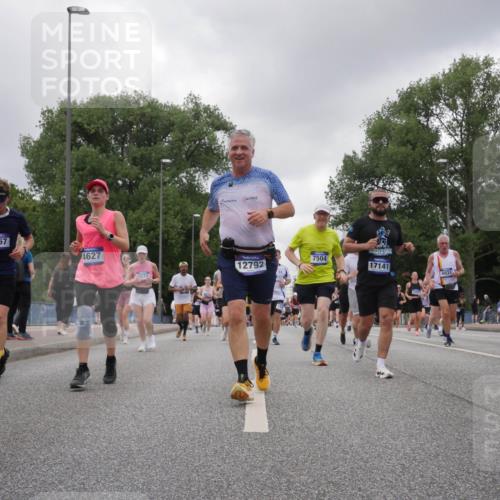 29.06.2025 - hella hamburg halbmarathon Luisa Fischer http://msf.ph/oto/8476465 29.06.2025 10:47:14 Kennedybrücke 367, 4627, 2074, 12792, 7504, 17141, 6931, 16902, 3597, 4636, 5001, 5192, 5201, 5649, 6931, 7197, 8504, 9704, 10097 meine-sportfotos.de