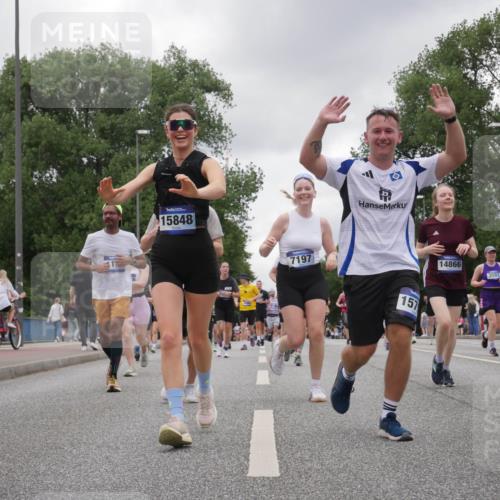 29.06.2025 - hella hamburg halbmarathon Luisa Fischer http://msf.ph/oto/8476568 29.06.2025 10:47:17 Kennedybrücke 15848, 1313, 7197, 157, 14866, 3597, 5201, 2258, 3597, 4636, 4866, 5001, 5192, 5201, 5649, 5902, 5905, 6334, 6931, 7197, 8504, 10006, 10097, 10220 meine-sportfotos.de