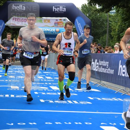 29.06.2025 - hella hamburg halbmarathon Strokosch-Dieckow http://msf.ph/oto/8476687 29.06.2025 10:46:02 Ziel 1759, 2189, 2707, 3087, 4277, 5648, 6460, 7961, 8269, 8577, 8871, 9585, 11125, 11936, 12084, 12269, 13630, 14462, 14804, 16136, 16466, 16475, 17008, 18081, 18702, 19116 meine-sportfotos.de