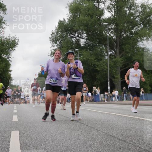 29.06.2025 - hella hamburg halbmarathon Luisa Fischer http://msf.ph/oto/8477581 29.06.2025 10:47:57 Kennedybrücke 12445, 17283, 148, 1377, 3596, 4215, 5730, 5731, 6895, 7610, 7818, 10303, 10304 meine-sportfotos.de