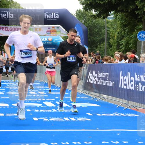29.06.2025 - hella hamburg halbmarathon Strokosch-Dieckow http://msf.ph/oto/8477599 29.06.2025 10:45:59 Ziel 2189, 4277, 5648, 6460, 6532, 8269, 8577, 8871, 9585, 10792, 11821, 11936, 12084, 12269, 13630, 14462, 14804, 14911, 15149, 17008, 18081, 18185, 18702, 19116 meine-sportfotos.de