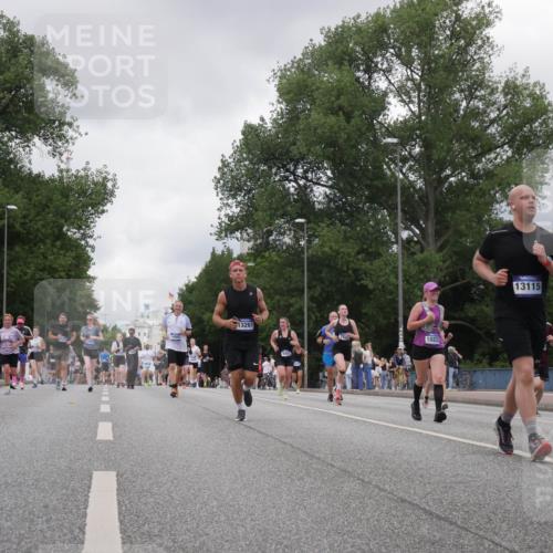 29.06.2025 - hella hamburg halbmarathon Luisa Fischer http://msf.ph/oto/8477960 29.06.2025 10:48:10 Kennedybrücke 845, 13261, 10223, 13115, 3238, 1273, 1685, 1713, 3238, 3506, 6002, 6922, 7541, 8605, 10223 meine-sportfotos.de