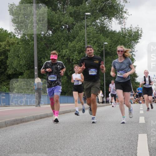 29.06.2025 - hella hamburg halbmarathon Luisa Fischer http://msf.ph/oto/8478067 29.06.2025 10:48:18 Kennedybrücke 4496, 11272, 15675, 1397, 9397, 1273, 1685, 3238, 6002, 7216, 7541, 8605, 9084, 9085, 10223 meine-sportfotos.de