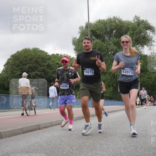 29.06.2025 - hella hamburg halbmarathon Luisa Fischer http://msf.ph/oto/8478102 29.06.2025 10:48:20 Kennedybrücke 4496, 15675, 13973, 9397, 1024, 1685, 3238, 6002, 7216, 8605, 8745, 9084, 9085 meine-sportfotos.de